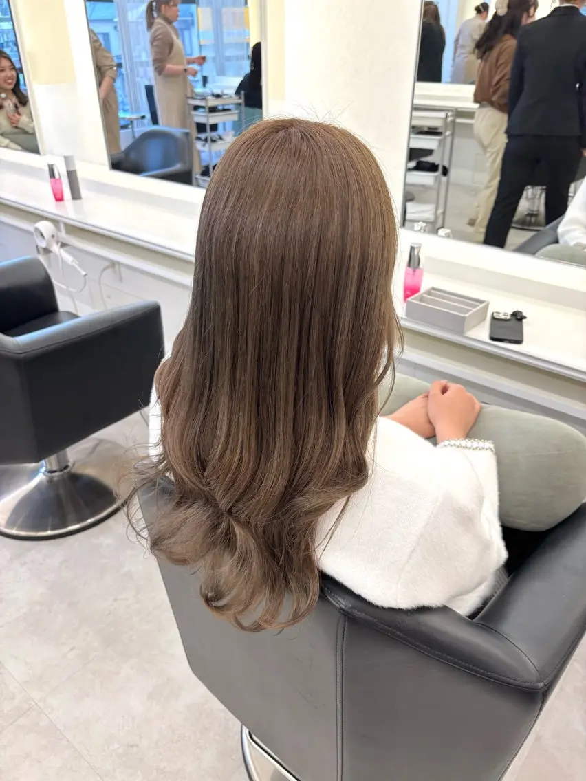 おすすめ✨【ライトニングダブルカラー】＋【カット】 ブリーチなしで透明感ヘアに💭‎💞の写真