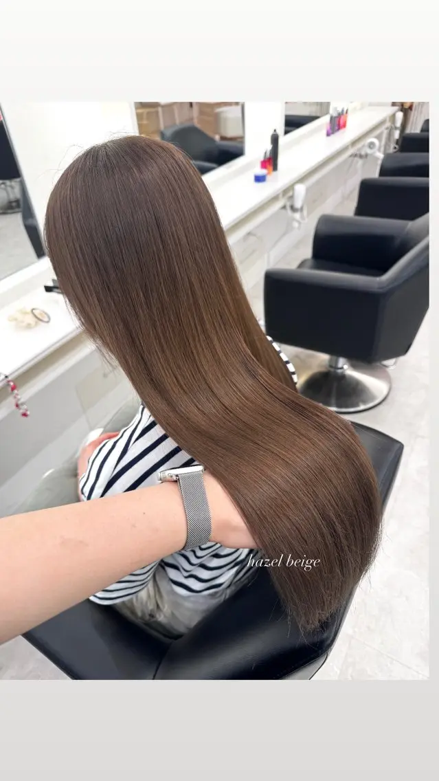 ロング カラー ParveMix 宮﨑 梨里のヘアスタイル