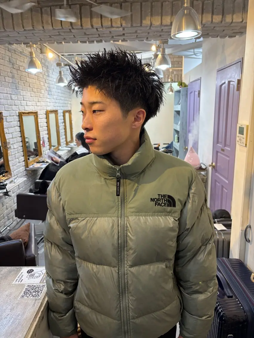ショート パーマ メンズ メンズブリーチ フェザーパーマ メンズハイライト メンズインナーカラー メンズパーマ カット 💈メンズ短髪特化 ✂︎伊藤大輝💈のヘアスタイル