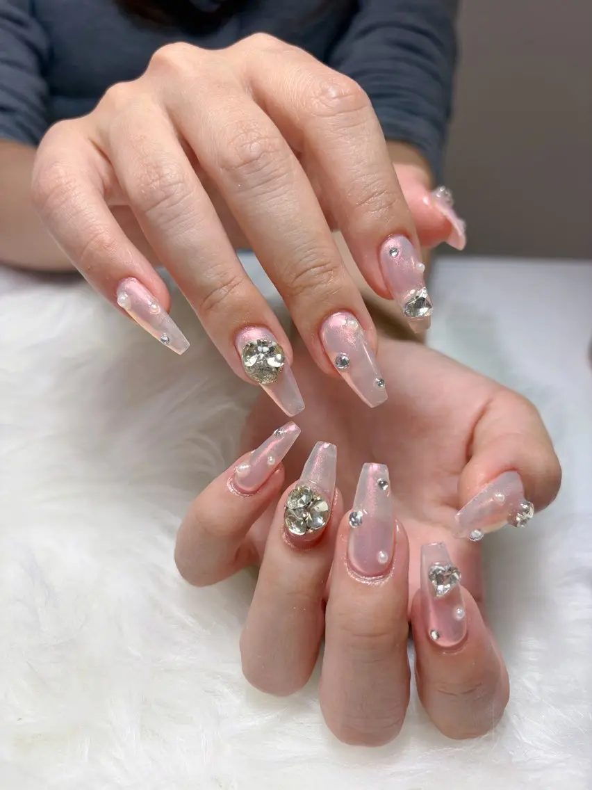 ネイル フラワーネイル 韓国ネイル 持ち込み 春ネイル ワンホンネイル Huyn Nail Shinjyukuのネイルデザイン