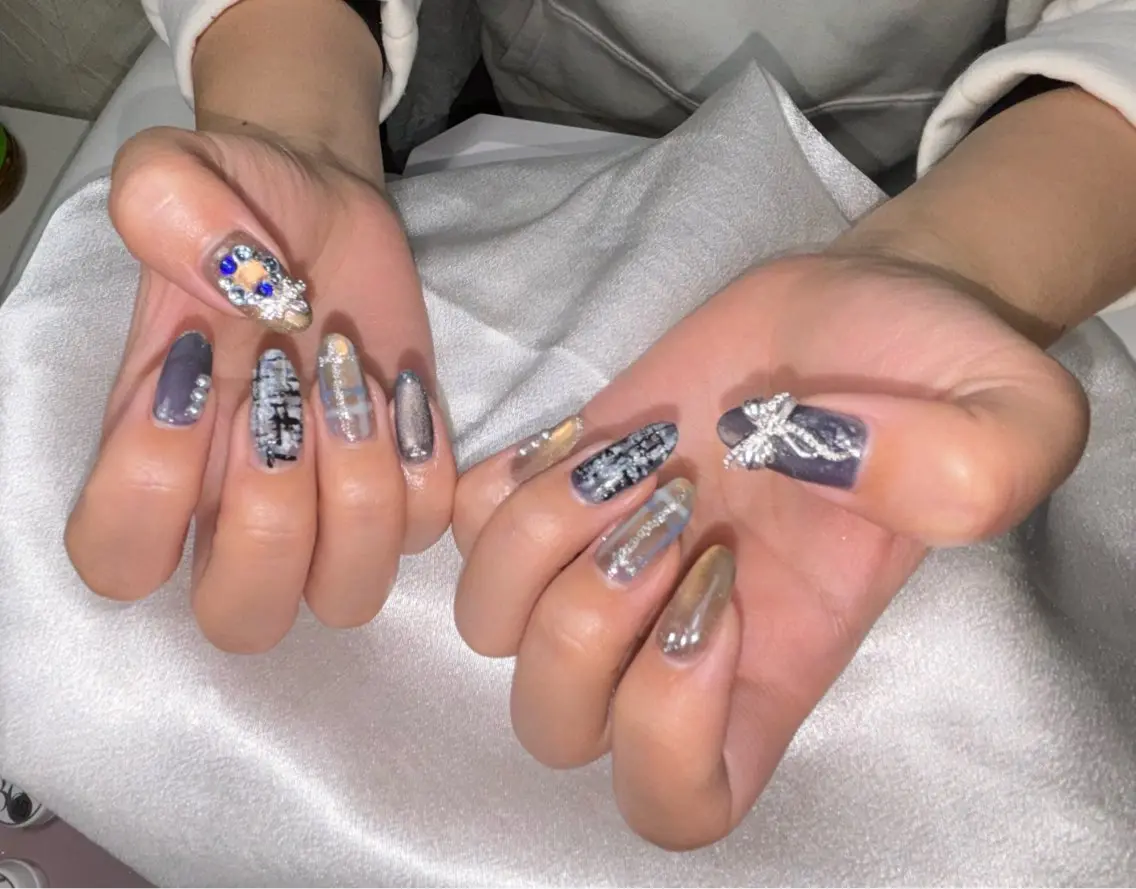 ネイル リボン ツイードネイル 冬ネイル クリスマス ハンドネイル BONNIE NAILのネイルデザイン