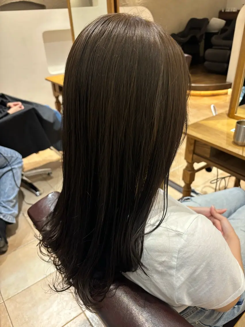 ロング カラー 透明感カラー グレージュ オリーブグレージュ オリーブグレー カット ヘアカラー トリートメント 🌈透明感カラー🌈 🌟吉田祐介🌟のヘアスタイル