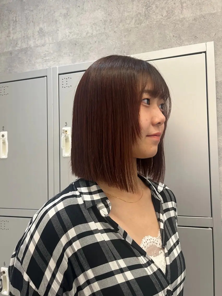 カラー ボブ ブリーチなしベージュ レイヤーカットはるかのヘアスタイル