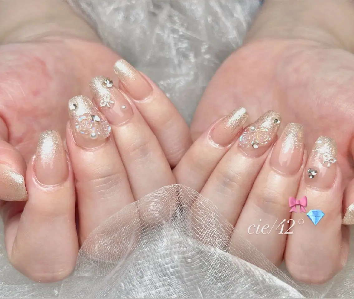 ネイル cie/42° NIJINAのネイルデザイン