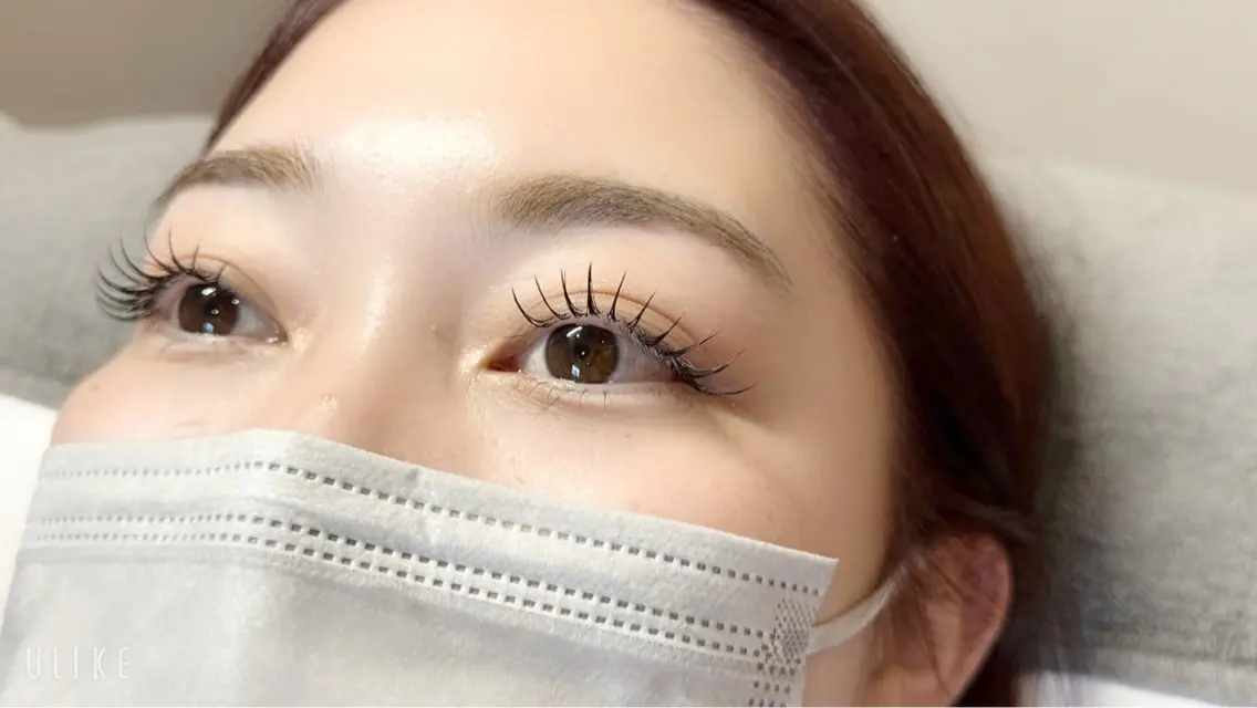 マツエク・マツパ 森本 あゆのヘアスタイル
