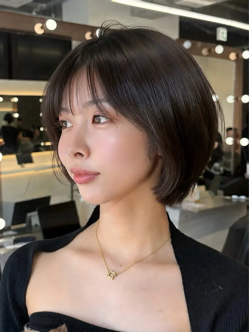 ショート カラー 透明感カラー toco.⋆𝜗𝜚 / レイヤーボブ໒꒱のヘアスタイル