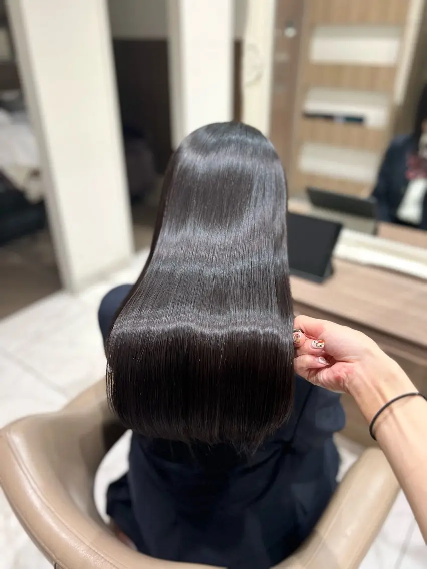 ロング 縮毛矯正 レイヤー×韓国 🇰🇷鈴木啓太のヘアスタイル