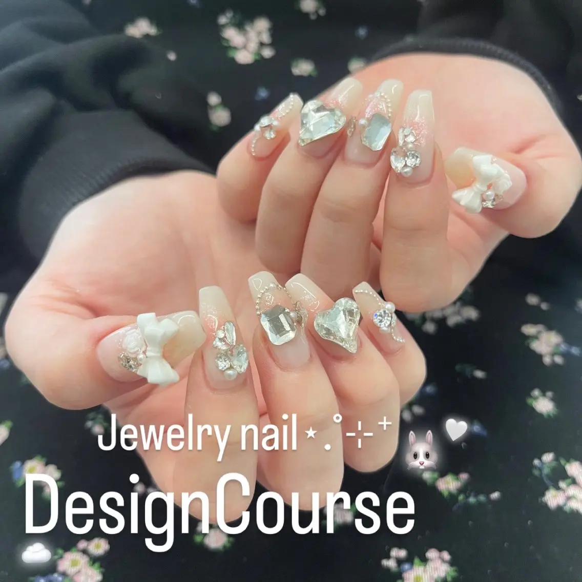 ネイル ハンドネイル 🧁fein. nana🩵のネイルデザイン