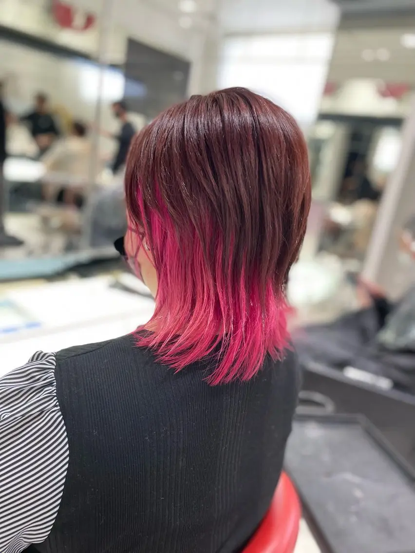 ミディアム レイヤーカット ウルフカット ウルフレイヤー カット ヘアカラー NYNY南草津店 桂嵩太のヘアスタイル