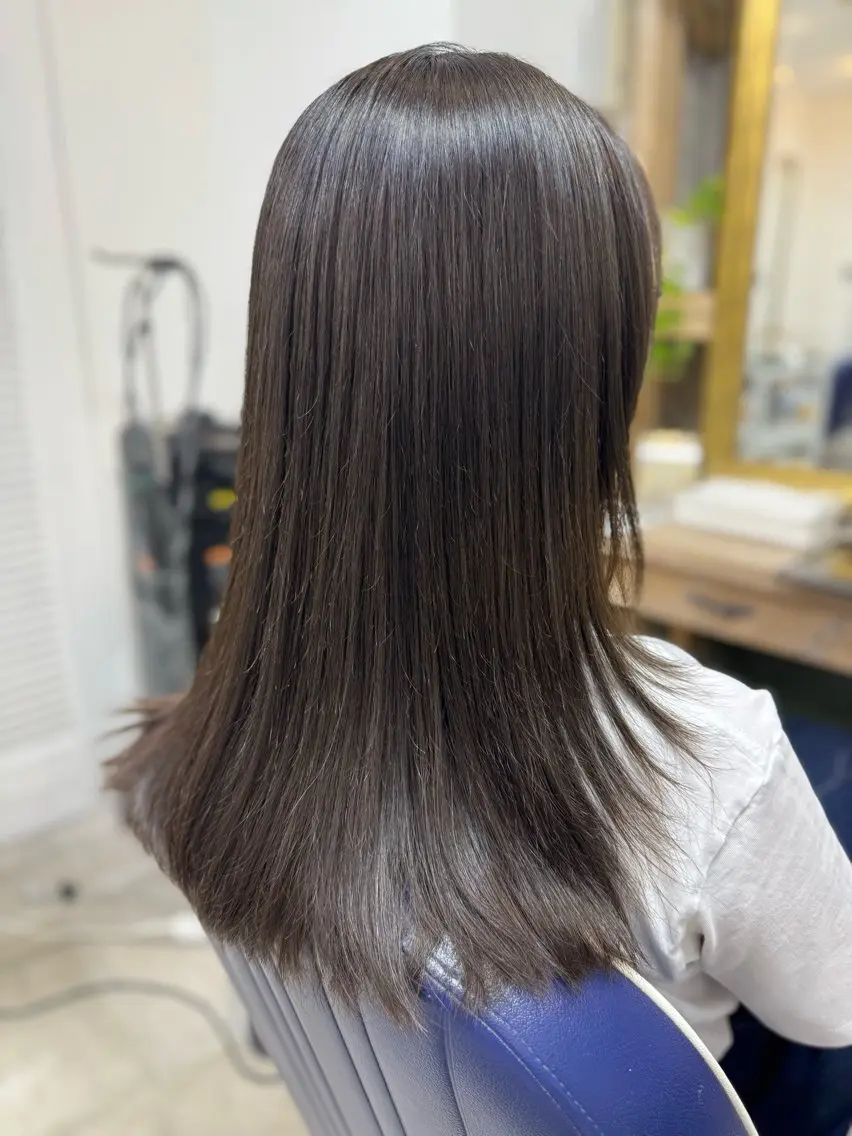 ロング カラー 透明感カラー 仲田 大記のヘアスタイル