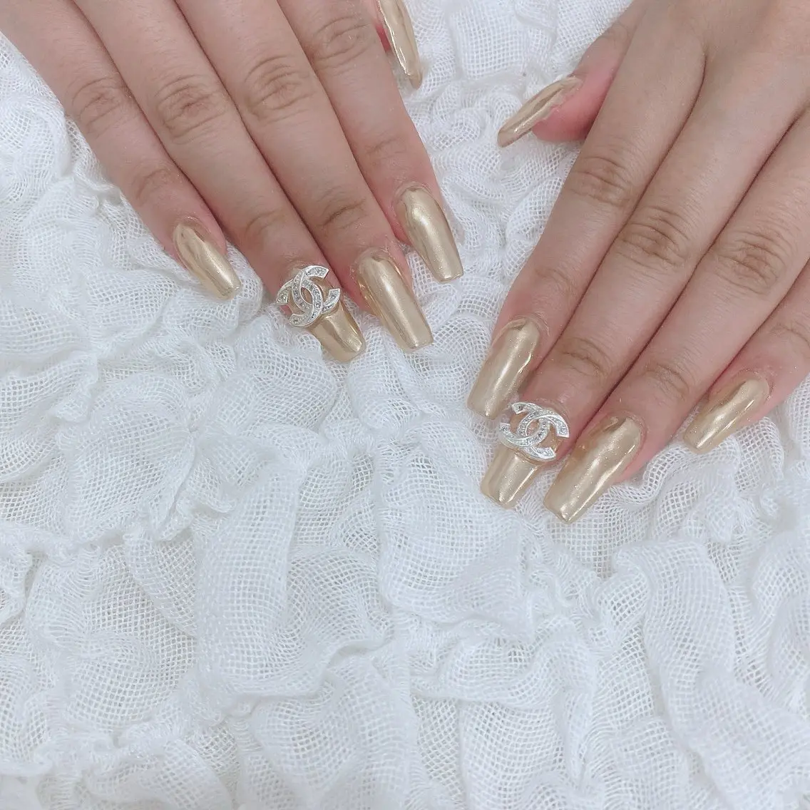 ネイル ミラーネイル ハンドネイル SOL NAILのネイルデザイン