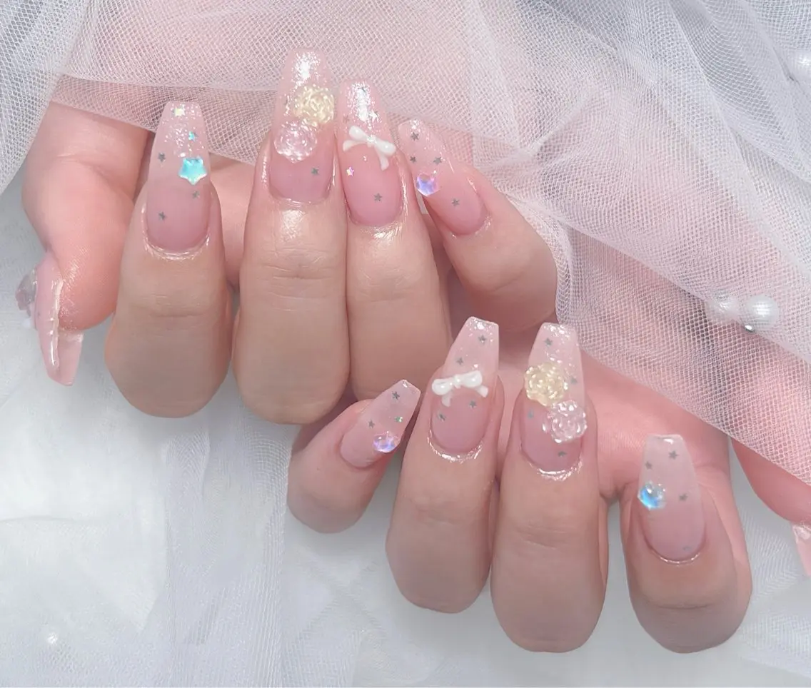 ネイル アートネイル オーロラネイル チークネイル 長さ出し フットネイル Miya _nailのネイルデザイン