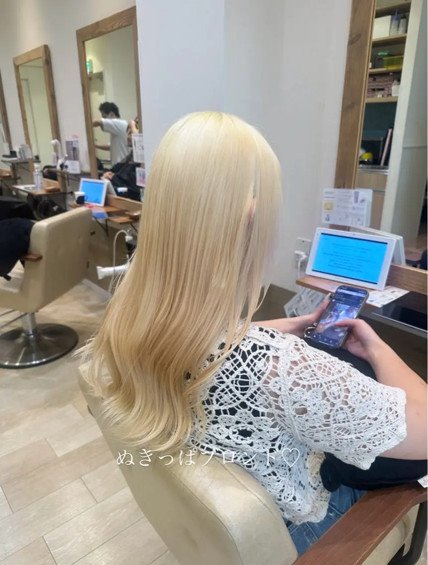 ロング カラー ブリーチ ヘアカラー トリートメント ブリーチなしカラー RURI🩵のヘアスタイル