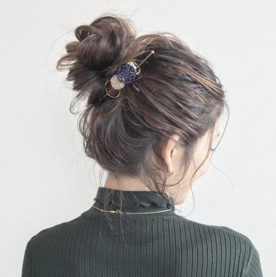 セミロング ヘアアレンジ 大賀 海夕の眉毛・アイブロウイメージ