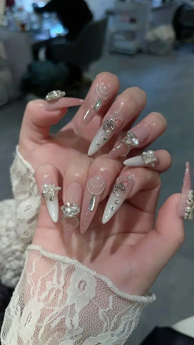 ネイル ハンドネイル SHE Nailのネイルデザイン