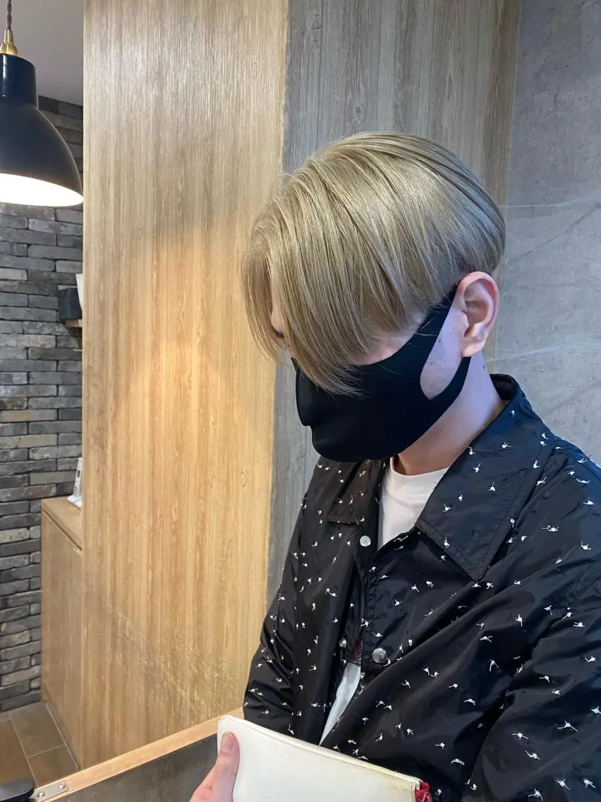 men's限定‼︎ブリーチオンカラー+カットの写真