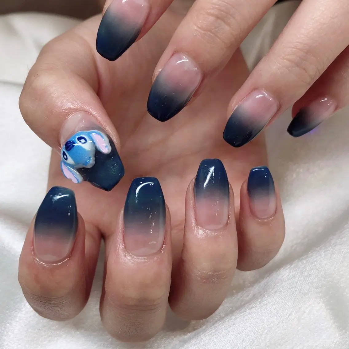 ネイル ハンドネイル WAVY_nail YUIKAのネイルデザイン