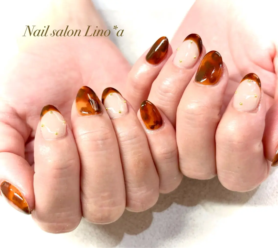 ネイル べっ甲ネイル クリアネイル フレンチネイル シルバー ハンドネイル Nail salon Lino*aのネイルデザイン