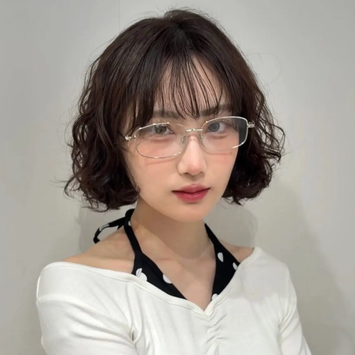 ミディアム パーマ ミディアムパーマ ボブ カット パーマ 横浜パーマ🌐ボブ✨ 暖色カラーもえかのヘアスタイル