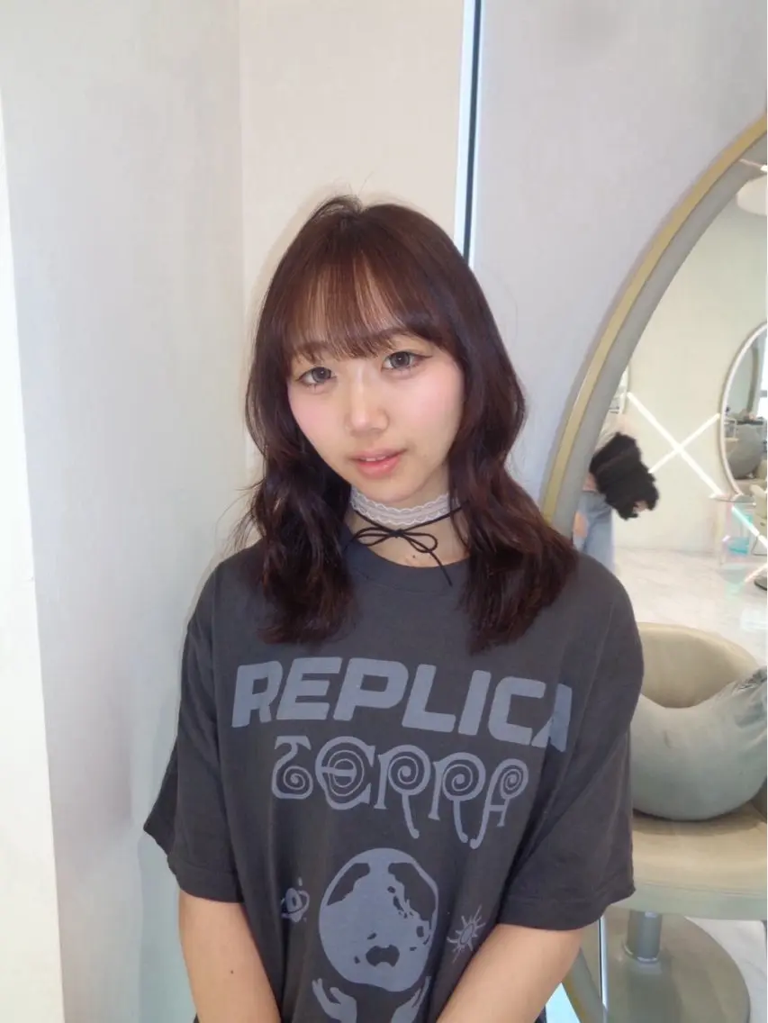 セミロング 似合わせカット MONA kureaのヘアスタイル