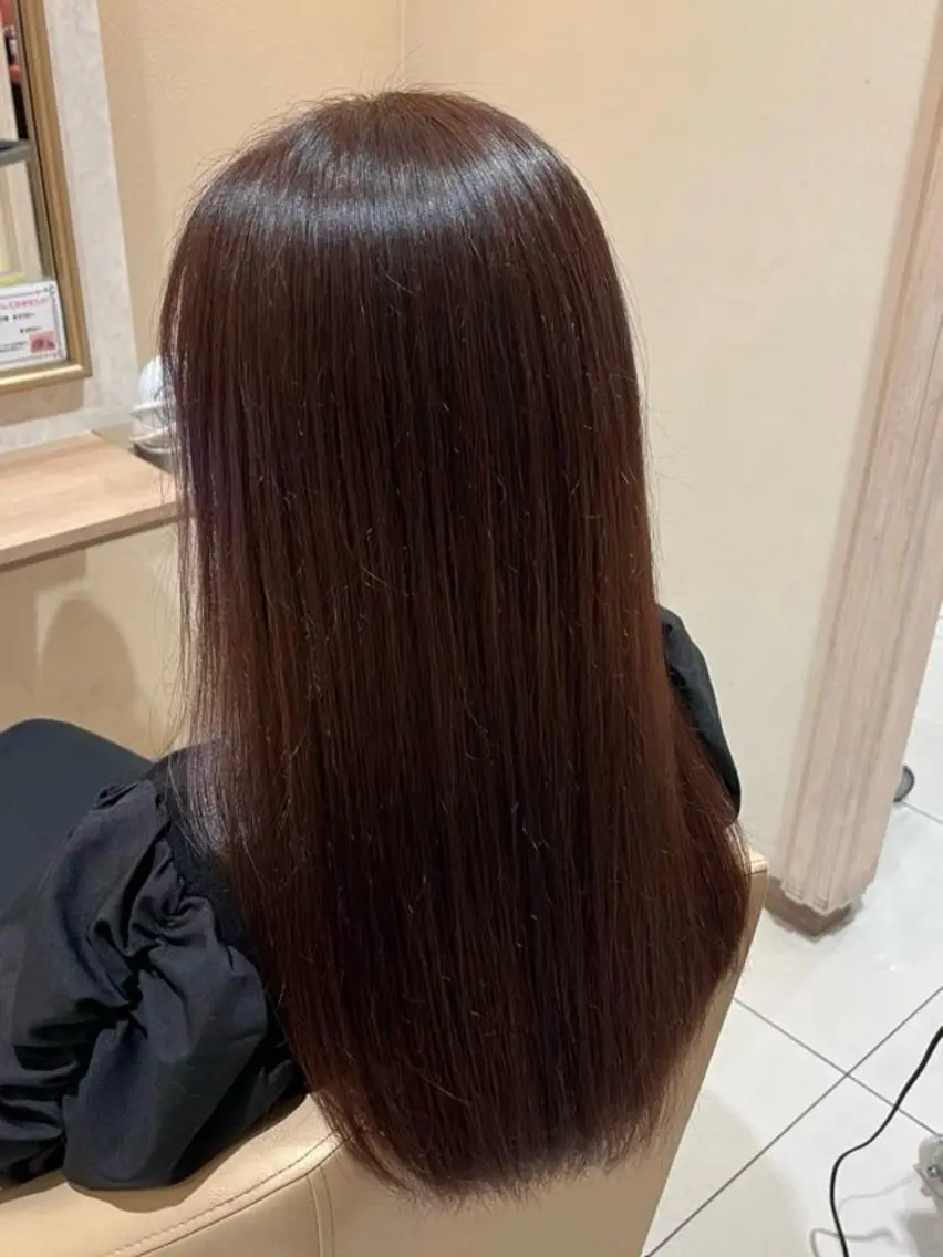 カラー ブリーチ ブリーチなしカラー 中根 智のヘアスタイル