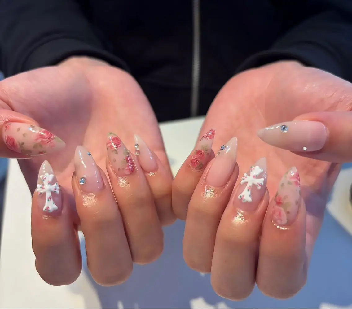 ネイル ハンドネイル NiJi Nailsのネイルデザイン