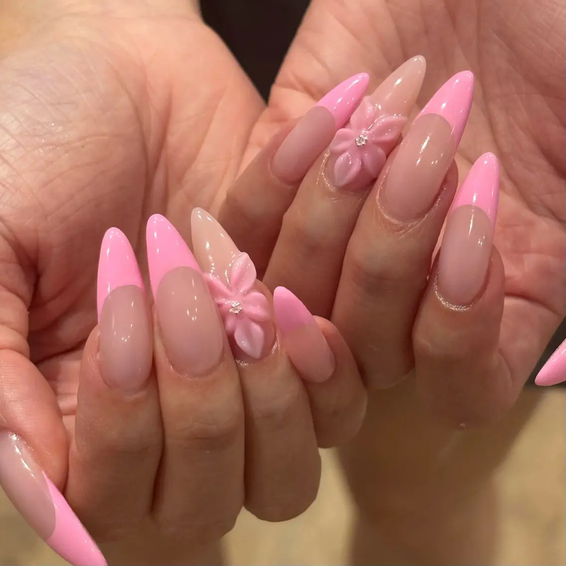 ネイル ハンドネイル フットネイル yuri / 個性派nailのネイルデザイン