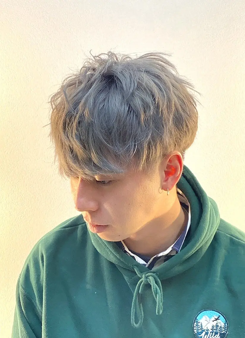 カラー メンズ メンズブリーチ メンズハイトーン アッシュ ブリーチ 透明感カラー カット ヘアカラー トリートメント 山本一成 /お悩み解決⭐️のヘアスタイル