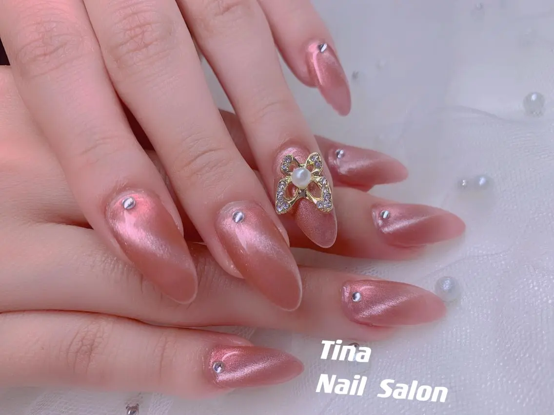 ネイル ハンドネイル Tinaネイル 難波のネイルデザイン