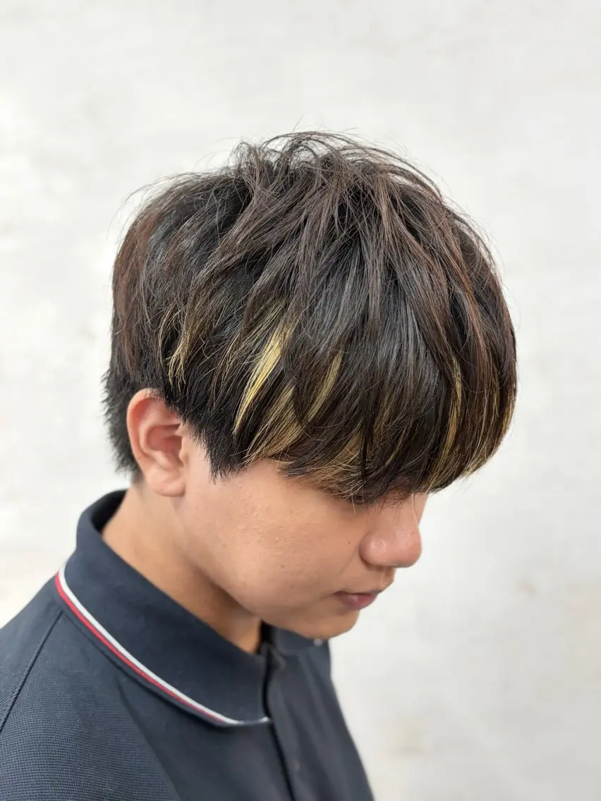 ショート カラー ハイライトカラー ボブ 顔周りカット ハイライト レイヤーカット 【癒しのバーバー】 小野寺のヘアスタイル