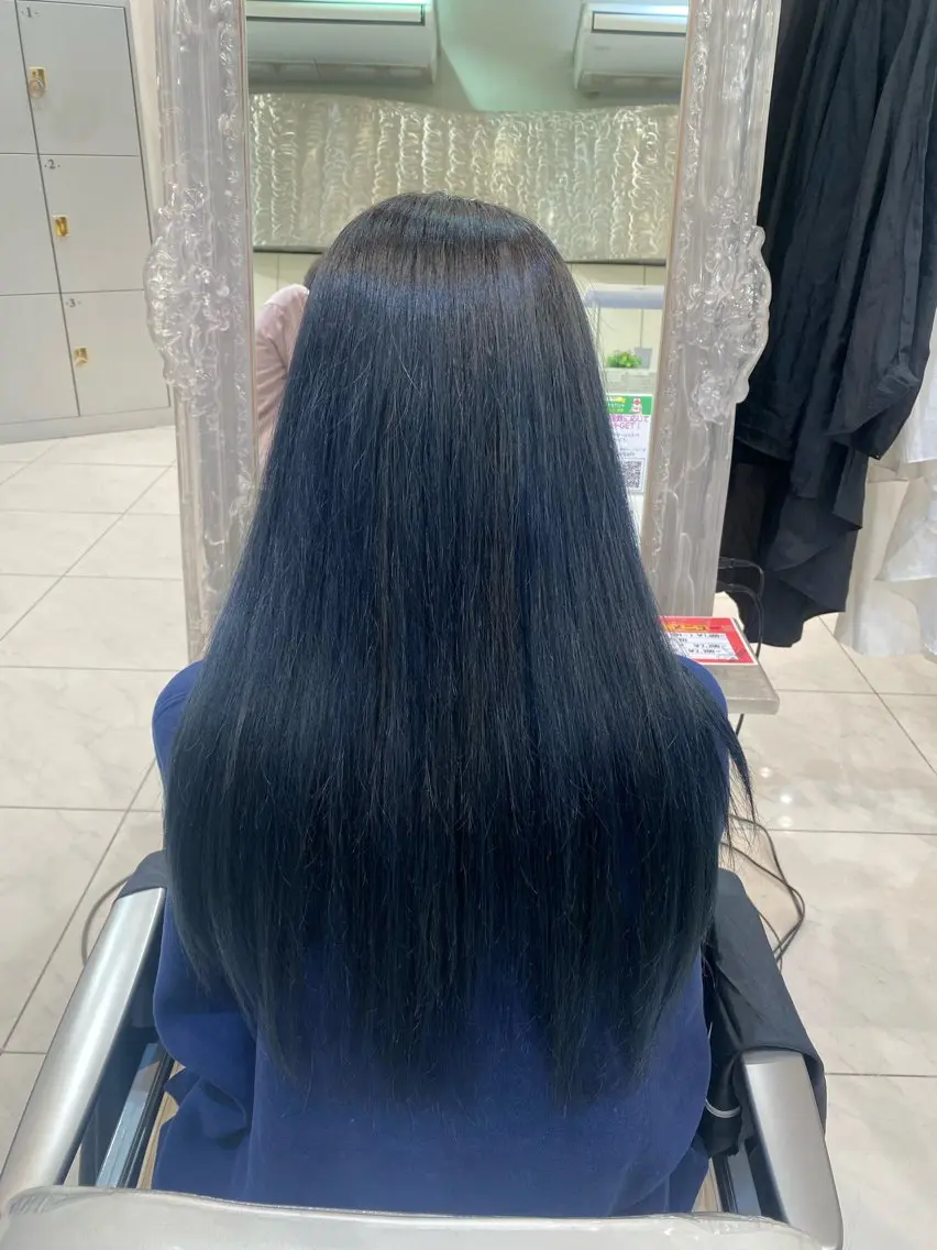 カラー ヘアカラー 磯谷 怜寿のヘアスタイル