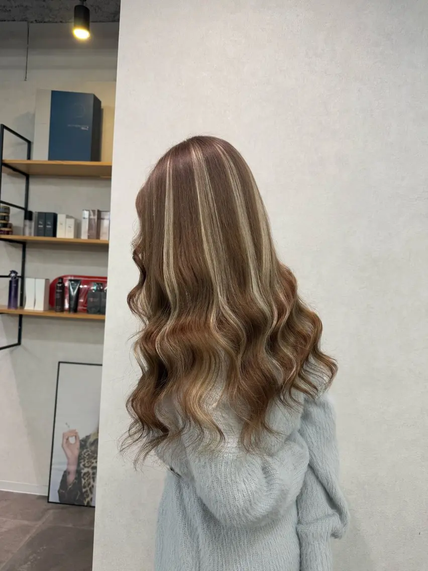 セミロング エクステ ハイライト Yume ♡のヘアスタイル