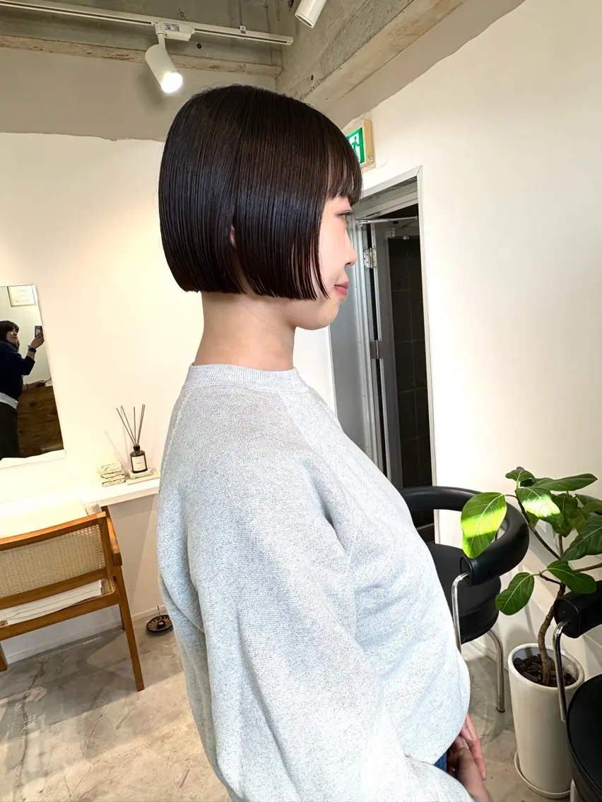 ミディアム ボブ カット ヘアカラー トリートメント fit/ madokaのヘアスタイル
