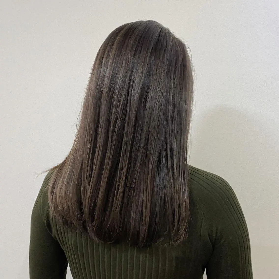 セミロング カラー 馬場 涼平のヘアスタイル