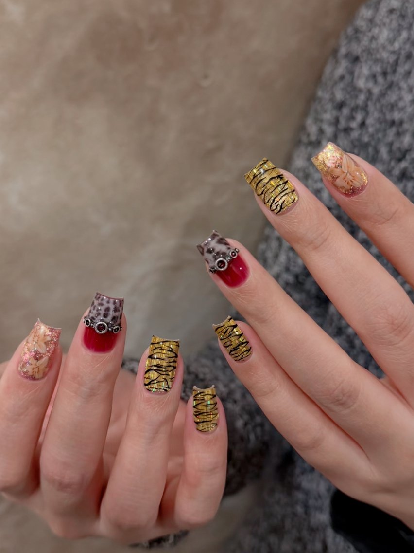 ネイル lucky nail 歌舞伎町のネイルデザイン