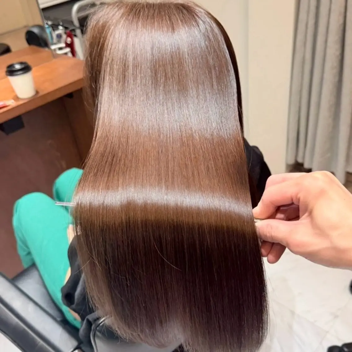 ロング 川邉 莉子のヘアスタイル