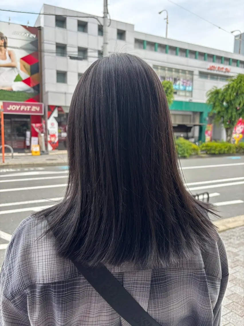ミディアム しみず まりかのヘアスタイル