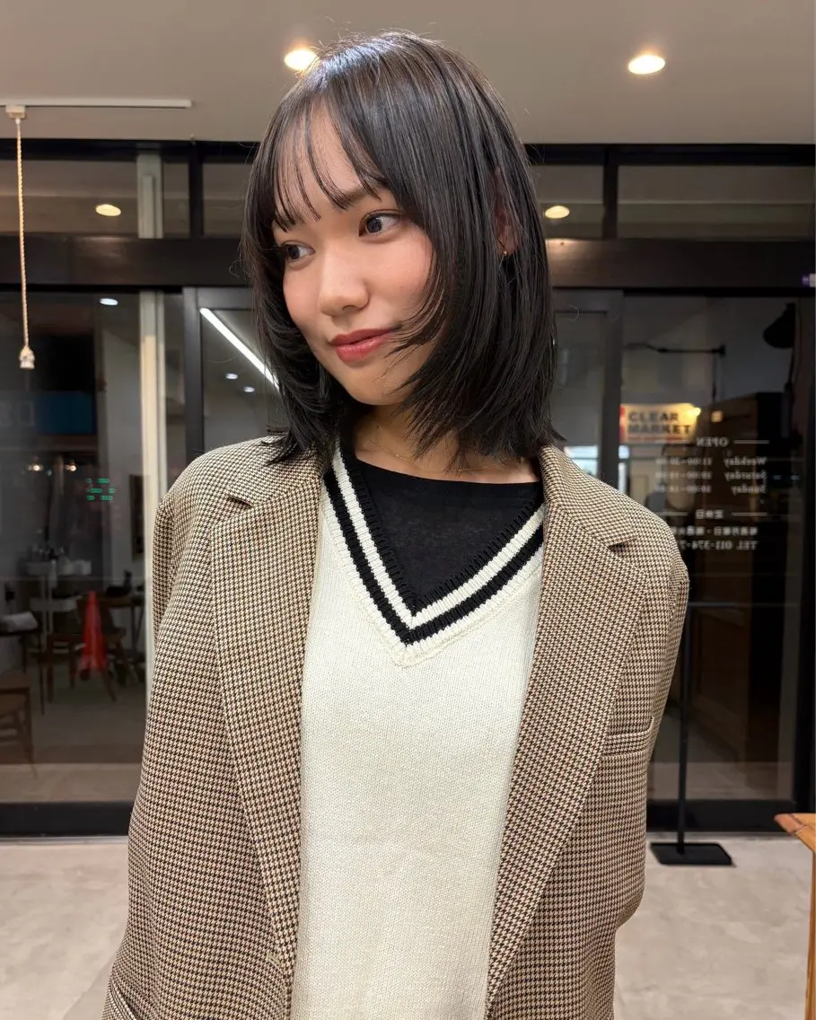 ミディアム 成澤 凜花のヘアスタイル