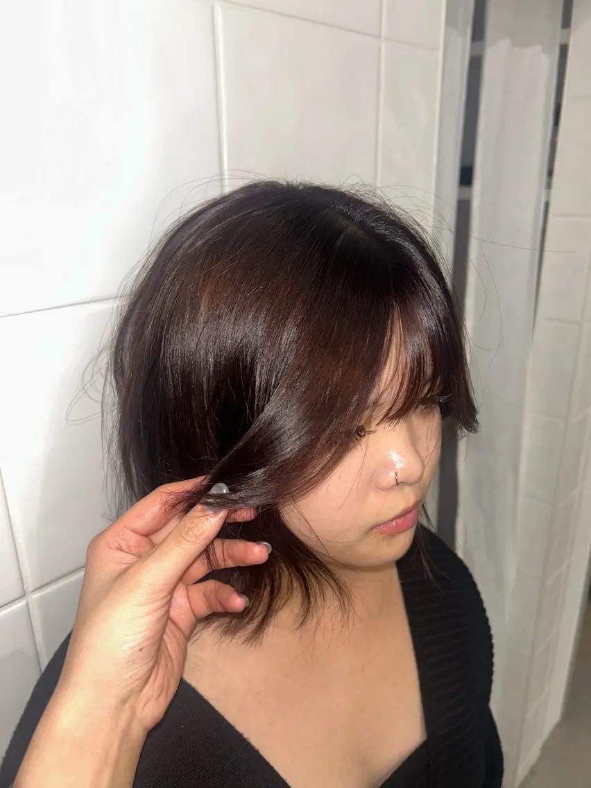 カラー 中西 麻のヘアスタイル