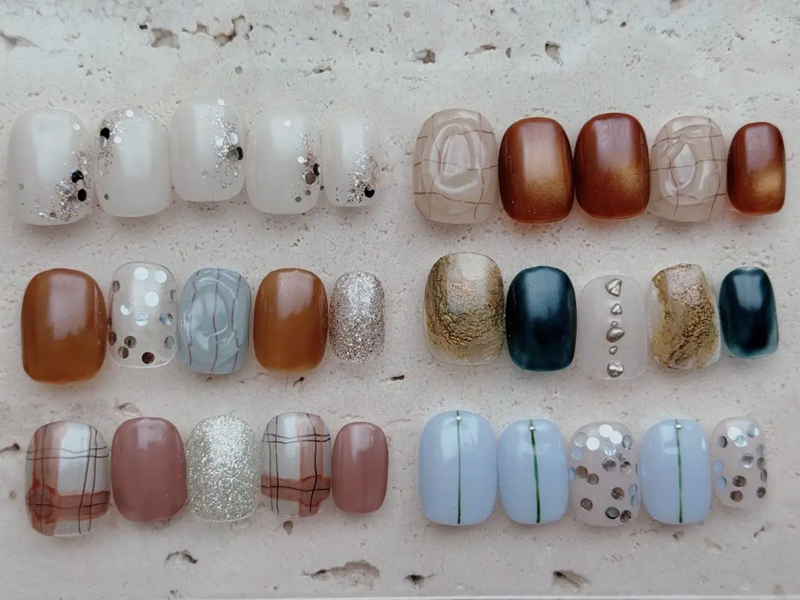 ネイル クリアネイル フラッシュネイル フラッシュマグ フレンチネイル マグネットネイル Luana nailのネイルデザイン