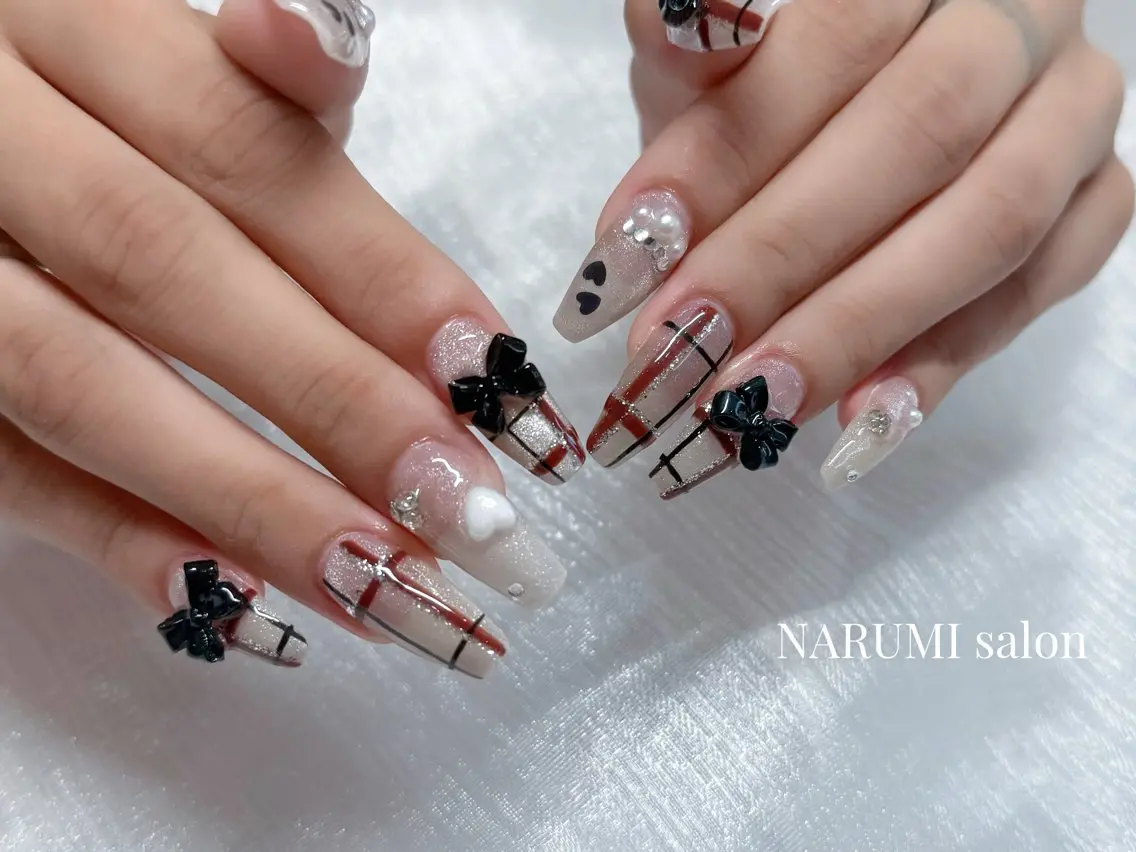 ネイル ハンドネイル NARUMI nail*eyeのネイルデザイン