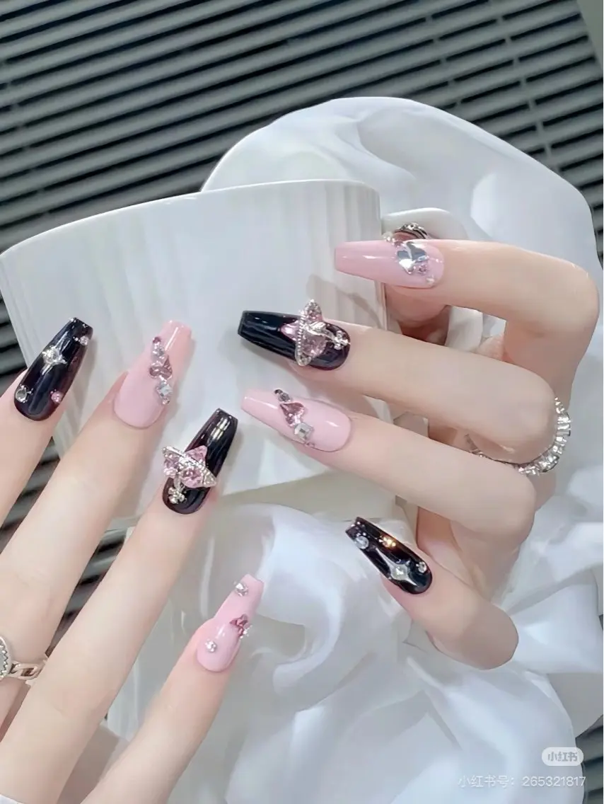 ネイル 成人式 ジェルネイル ネイルチップ ハンドネイル MoMoA Nail ネイル長さ出し専門店のネイルデザイン