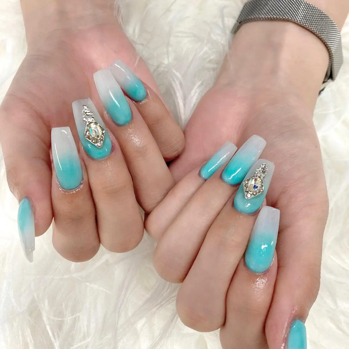 ロング ネイル Y. Sのネイルデザイン