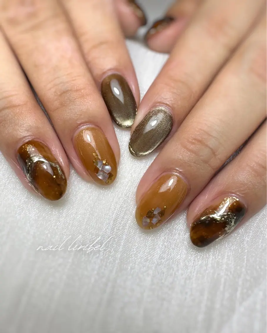 ネイル べっ甲ネイル Nail Liribelのネイルデザイン