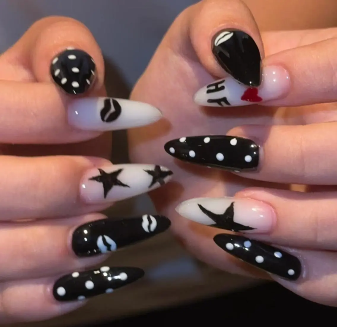 ネイル ハンドネイル 🎀 KiKi_nailのネイルデザイン