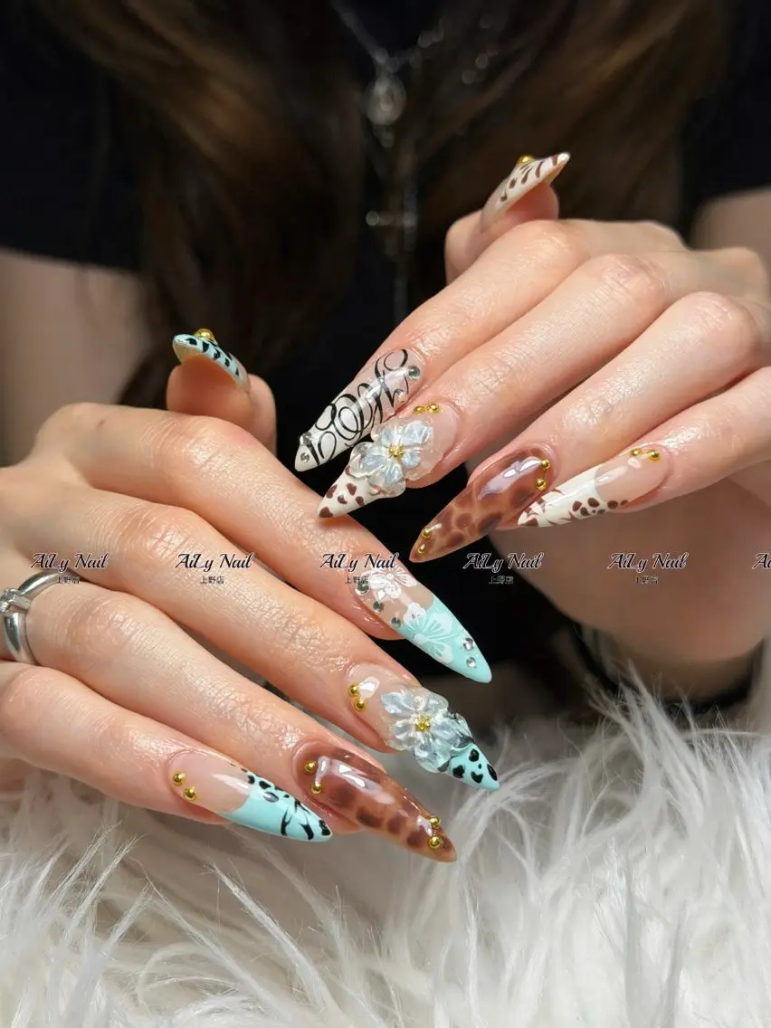 ネイル アートネイル ジェルネイル マグネットネイル ニュアンスネイル シンプルネイル ハンドネイル AiLy Nail 上野店のネイルデザイン