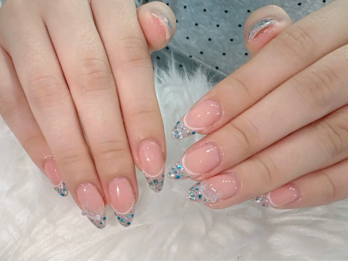 ネイル フレンチネイル 韓国ネイル マグネットネイル ニュアンスネイル オフィスネイル ハンドネイル ハンドケア Hara Nail 【持ち込みOK】のネイルデザイン