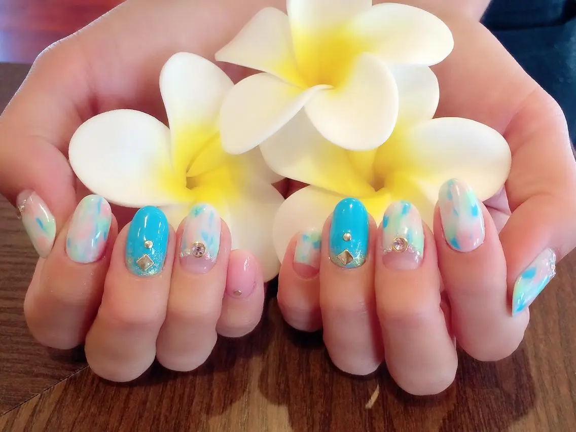 ネイル ニュアンスネイル Eye nailのネイルデザイン