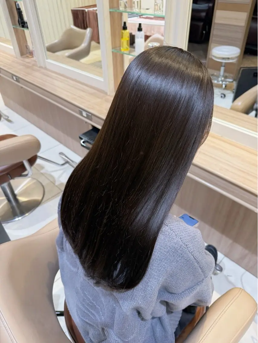 セミロング ヘアカラー カラーモデル募集中 藤川由愛のヘアスタイル