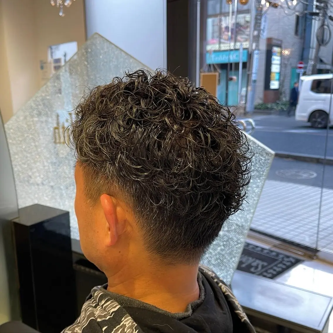 ショート パーマ ヘアアレンジ メンズ メンズパーマ 刈り上げ カット パーマ MURATA KOHEIのヘアスタイル
